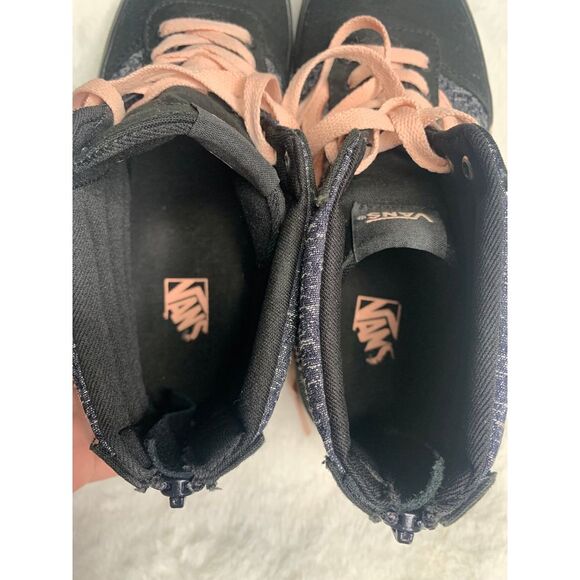 Vans high tops 5.5 pink and black with zipper back - Picture 6 of 8